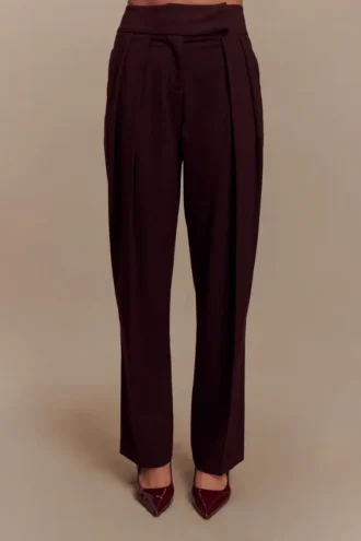 Pantalones plisados de cintura alta Penelope – Caoba Pantalones plisados de cintura alta Penelope – Caoba