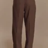 Pantalones plisados de cintura alta Penelope – Chocolate Pantalones plisados de cintura alta Penelope – Chocolate