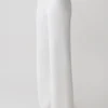 Pantalones rectos con cintura de ganchillo Miley – Marfil Pantalones rectos con cintura de ganchillo Miley – Marfil