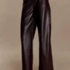 Pantalones rectos de piel sintética Henry Croc – Chocolate oscuro Pantalones rectos de piel sintética Henry Croc – Chocolate oscuro