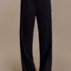 Pantalones rectos de satén Fatima – Negro Pantalones rectos de satén Fatima – Negro