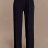Pantalones rectos Ramona de modal – Negro Pantalones rectos Ramona de modal – Negro