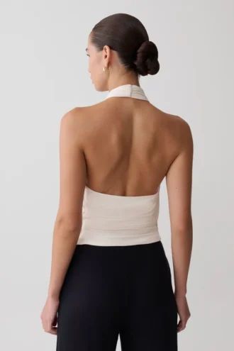 Partes de arriba de modal con cuello vuelto delantero Huyen – Marfil