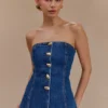 Partes de arriba largas sin tirantes con botones Lennox – Azul oscuro Partes de arriba largas sin tirantes con botones Lennox – Azul oscuro