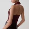 Partes de arriba sin mangas con cuello Calla y escote halter – Merlot
