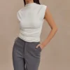 Partes de arriba sin mangas de cuello alto Ellia – Blanco Partes de arriba sin mangas de cuello alto Ellia – Blanco