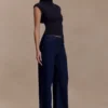 Partes de arriba sin mangas de cuello alto Freesia – Negro