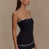 Partes de arriba sin tirantes con festones Judith – Negro