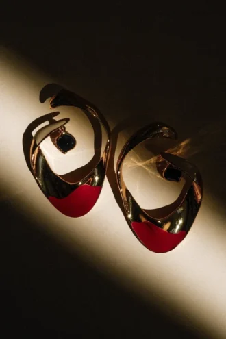 Pendientes de aro grandes Marna con piedras – Dorado