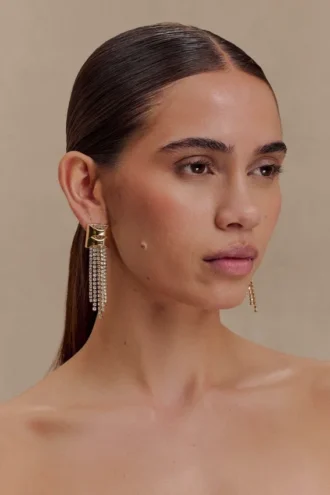Pendientes largos con flecos de cristal Shea – Dorado