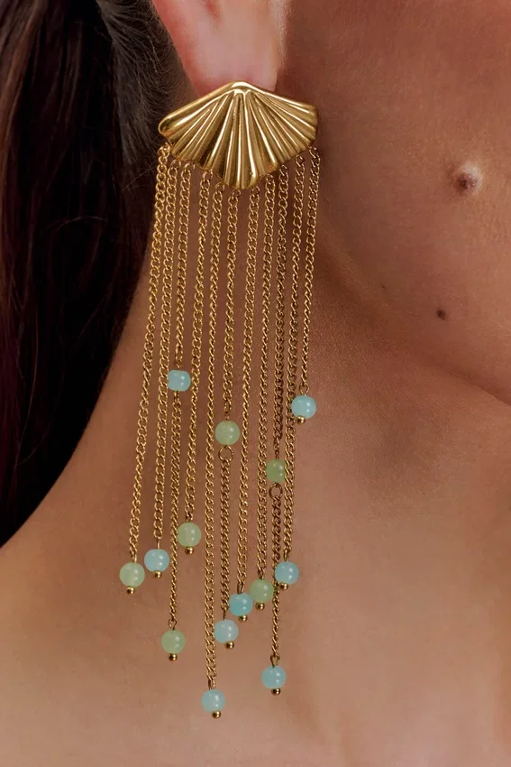 Pendientes Maia Chandelier – Dorado Pendientes Maia Chandelier – Dorado