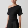 Top ajustado con hombros descubiertos Luu – Negro