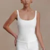 Top Blanca de crepé elástico – Blanco Top Blanca de crepé elástico – Blanco