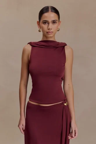 Top Bridget con espalda cruzada – Burdeos Top Bridget con espalda cruzada – Burdeos
