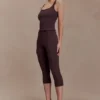 Pantalones capri de crepé elástico Blanca – Chocolate Pantalones capri de crepé elástico Blanca – Chocolate