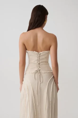 Top de lino sin tirantes con lazo en la espalda Annie – Natural Top de lino sin tirantes con lazo en la espalda Annie – Natural