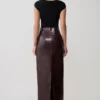 Falda midi de imitación de piel de cocodrilo Thalia – Merlot Falda midi de imitación de piel de cocodrilo Thalia – Merlot