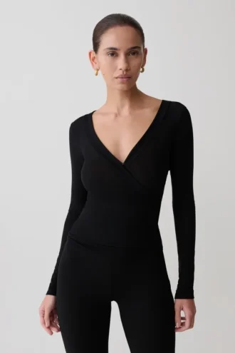 Top de malla de manga larga Lumi – Negro