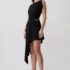 Top de manga corta con volantes de modal Talise – Negro