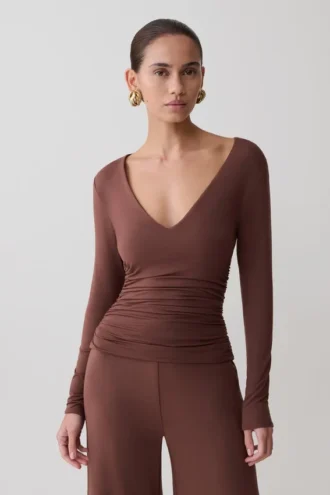 Top de manga larga de modal Sari – Chocolate