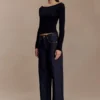 Top de manga larga de punto elástico de lana merino Paedyn – Negro Top de manga larga de punto elástico de lana merino Paedyn – Negro