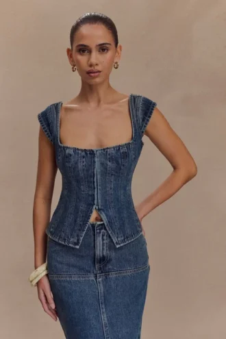 Top Denim de manga corta Loretta – Azul oscuro lavado