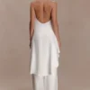 Pantalones de satén de corte recto Sydney – Marfil Pantalones de satén de corte recto Sydney – Marfil