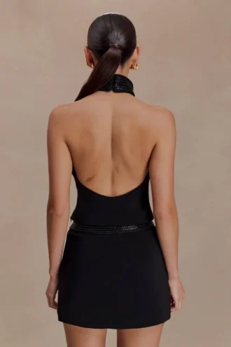 Top halter con cuello de pedrería Emilia – Negro