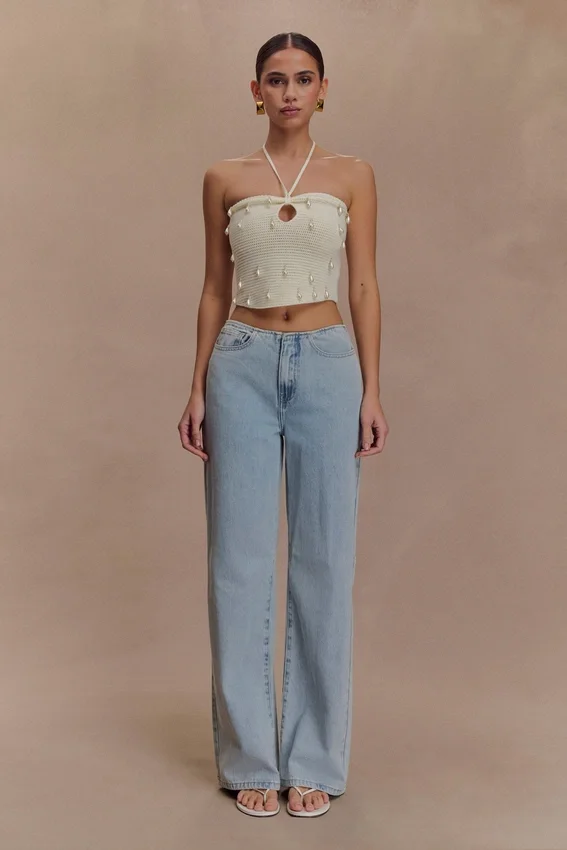 Top halter de punto con perlas Aletta – Marfil Top halter de punto con perlas Aletta – Marfil