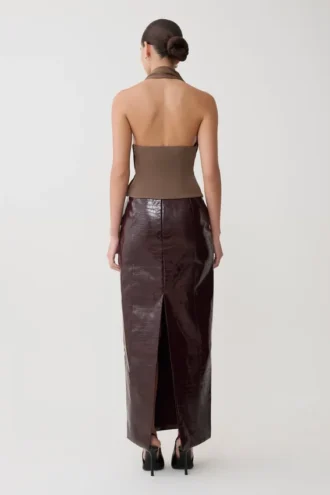 Top halter Marina con detalles metálicos – Marrón cacao