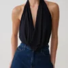 Top modal con cuello vuelto Huyen – Negro Top modal con cuello vuelto Huyen – Negro