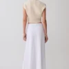 Falda midi de cintura curvada Selma – Blanca Falda midi de cintura curvada Selma – Blanca