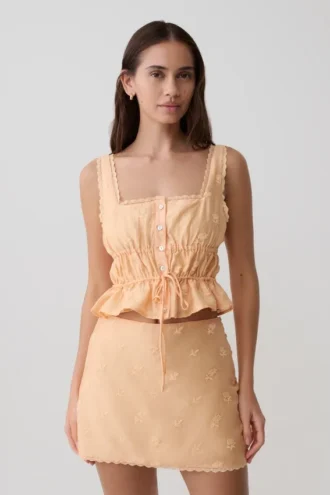 Top sin mangas bordado Vivian – Naranja