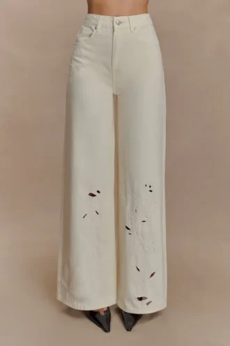 Vaqueros bordados Carmella – Crudo Vaqueros bordados Carmella – Crudo