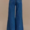 Vaqueros de Denim acampanados de pierna ancha Jen – Azul oscuro