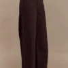 Vaqueros de Denim de talle medio Mannon – Chocolate Vaqueros de Denim de talle medio Mannon – Chocolate