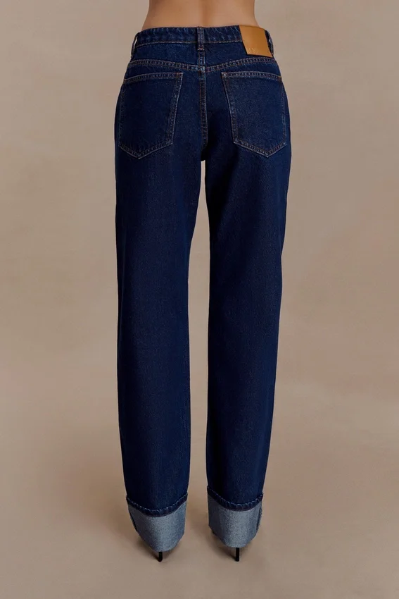 Vaqueros de pierna recta con dobladillo Kirralee – Azul índigo Vaqueros de pierna recta con dobladillo Kirralee – Azul índigo