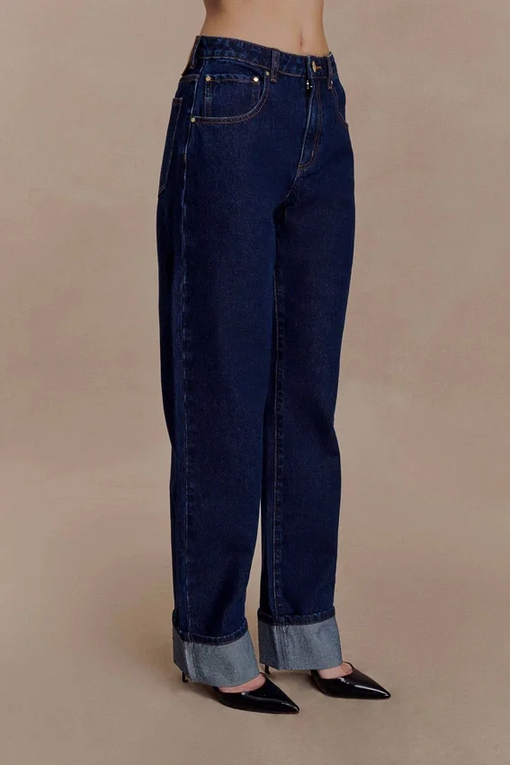 Vaqueros de pierna recta con dobladillo Kirralee – Azul índigo Vaqueros de pierna recta con dobladillo Kirralee – Azul índigo