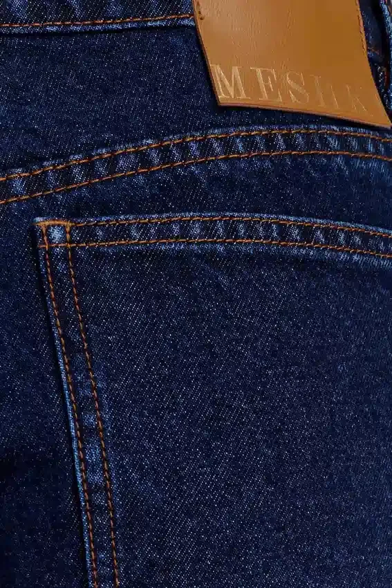 Vaqueros de pierna recta con dobladillo Kirralee – Azul índigo Vaqueros de pierna recta con dobladillo Kirralee – Azul índigo