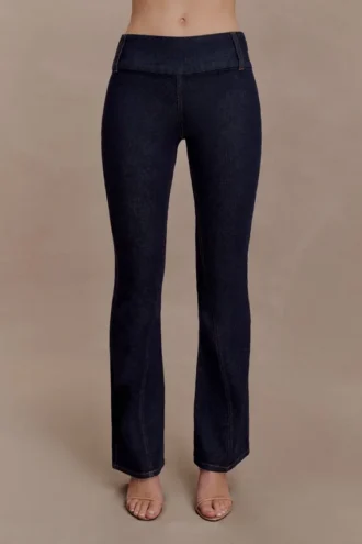 Vaqueros Denim acampanados Shelly – Azul índigo lavado Vaqueros Denim acampanados Shelly – Azul índigo lavado