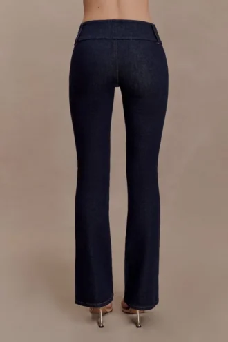 Vaqueros Denim acampanados Shelly – Azul índigo lavado Vaqueros Denim acampanados Shelly – Azul índigo lavado