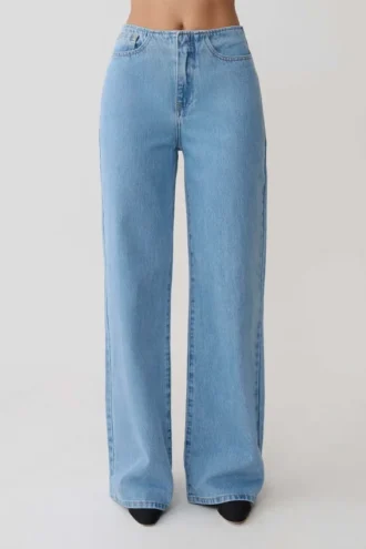 Vaqueros Denim de cintura media Caitlin – Azul clásico Vaqueros Denim de cintura media Caitlin – Azul clásico