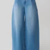 Vaqueros oversize Bobby con pliegue delantero – Azul verano Vaqueros oversize Bobby con pliegue delantero – Azul verano
