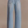 Vaqueros Perrie de talle medio y corte recto con cinturón – Azul claro lavado Vaqueros Perrie de talle medio y corte recto con cinturón – Azul claro lavado