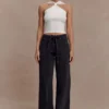 Vaqueros Perrie de talle medio y pierna recta con lazo – Negro lavado Vaqueros Perrie de talle medio y pierna recta con lazo – Negro lavado