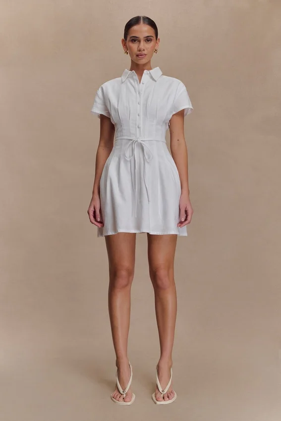 Vestido de lino con botones Aysha – Blanco Vestido de lino con botones Aysha – Blanco