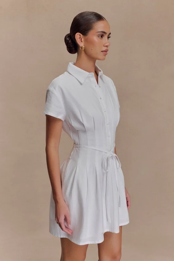 Vestido de lino con botones Aysha – Blanco Vestido de lino con botones Aysha – Blanco