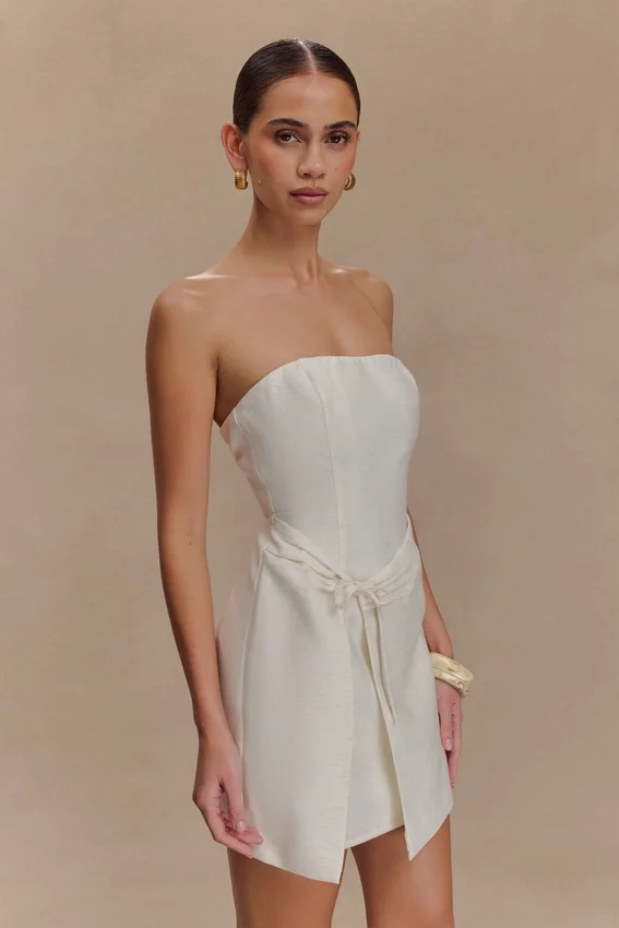 Vestido de lino sin tirantes Steph – Blanco Vestido de lino sin tirantes Steph – Blanco