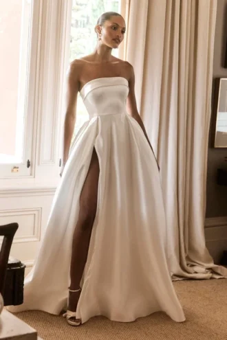 Vestido de novia sin tirantes Eileen – Blanco