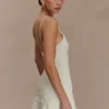 Vestido de punto bordado Brullo – Marfil Vestido de punto bordado Brullo – Marfil